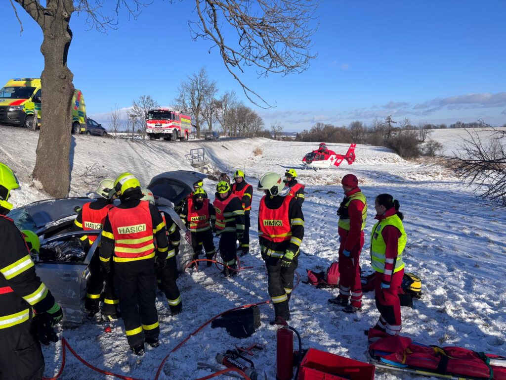 Těžké zranění po nehodě vozidla na Bruntálsku
